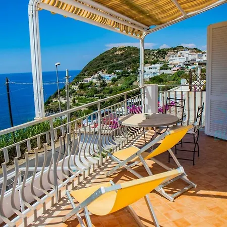 Bluponza Case Vacanza - Immobile Palmarola